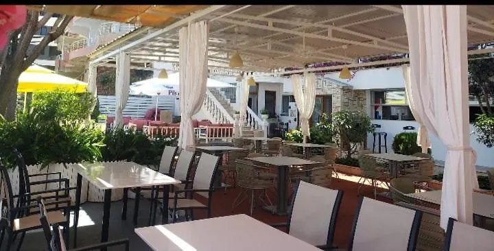 招待所 Fjora Rooms Sarandë